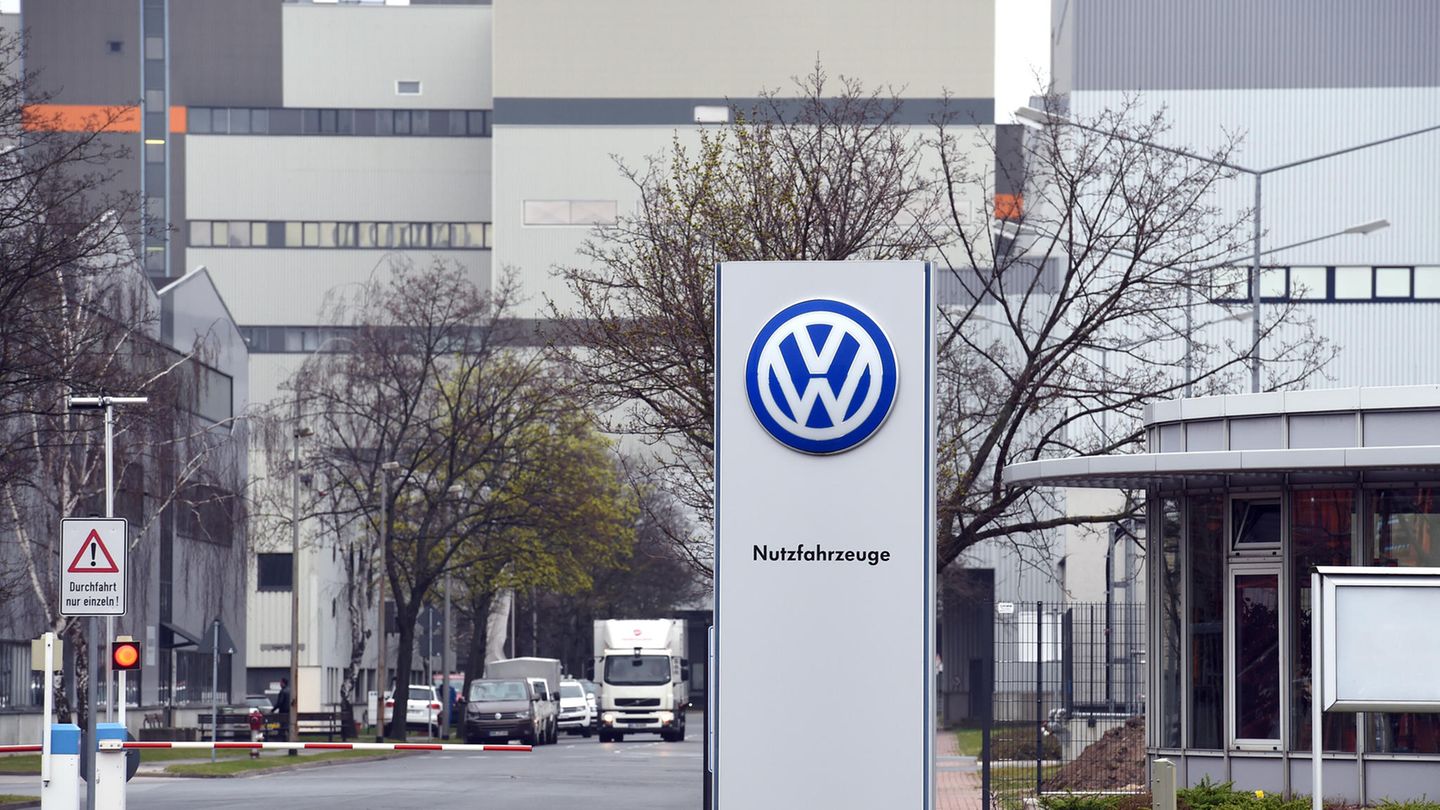 VW schließt 3 Werke: Die 10 Standorte des Autobauers in Deutschland ...