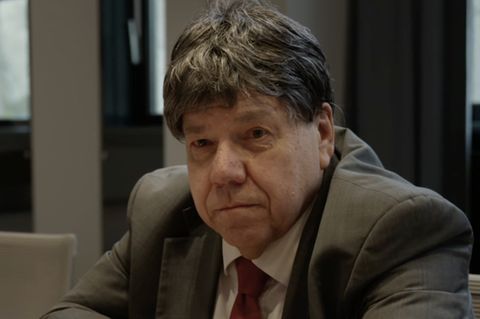 In einer ZDF-Doku: Olaf Kappelt sitzt getarnt beim Kennenlerngespräch der BSW