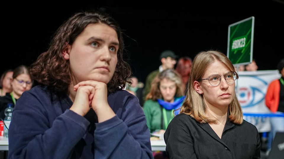 Katharina Stolla (links) und Svenja Appuhn leiteten bisher die Grüne Jugend