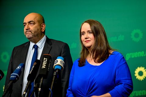 Die Co-Vorsitzenden der Grünen, Ricarda Lang und Omid Nouripour, geben eine Pressekonferenz