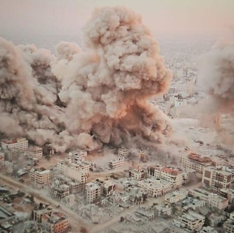 Explosion im zerstörten Gaza