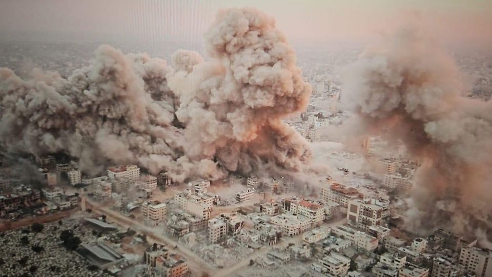 Explosion im zerstörten Gaza