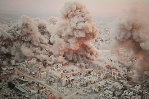 Explosion im zerstörten Gaza