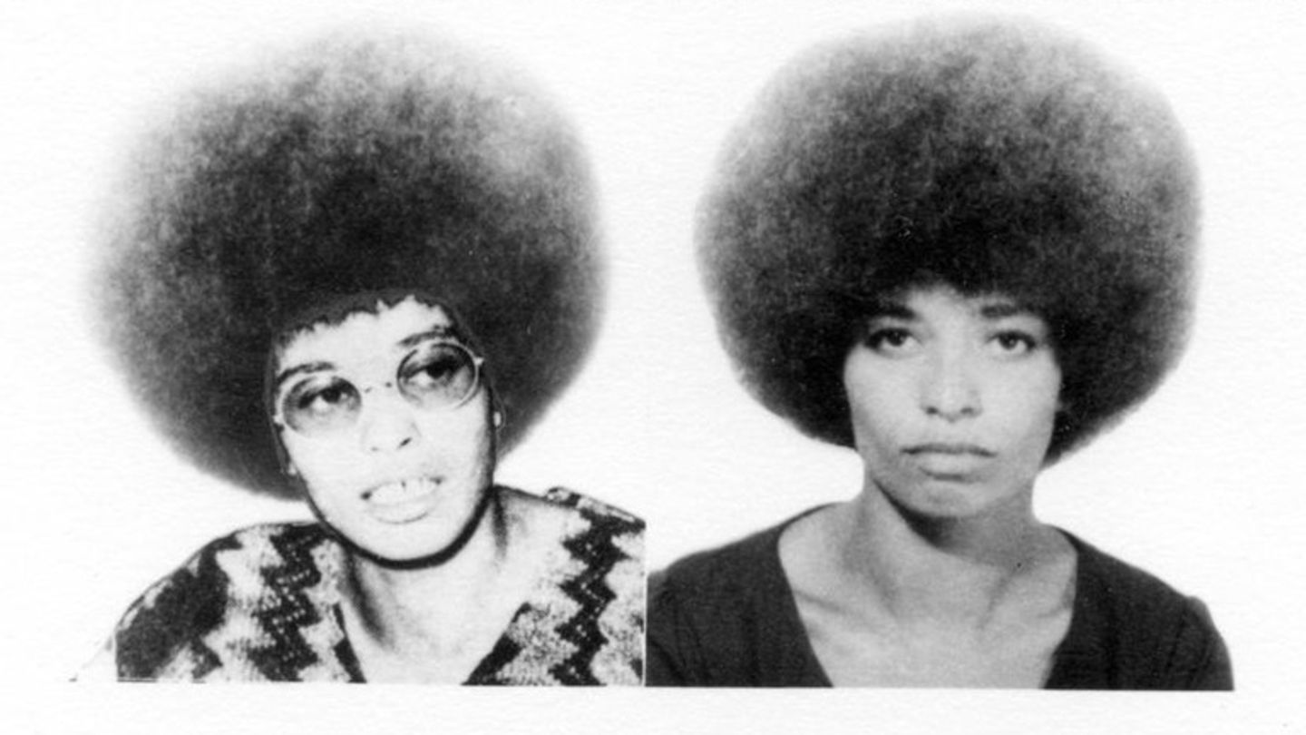 Eine Porträtaufnahme von Angela Yvonne Davis Eine Porträtaufnahme von Angela Yvonne Davis