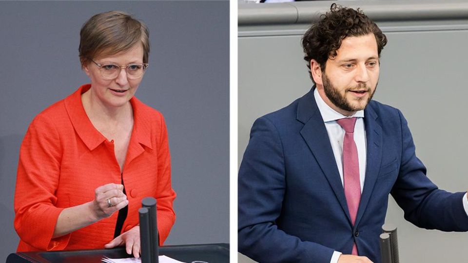 Franziska Brantner und Felix Banaszak (Grüne)  im Bundestag