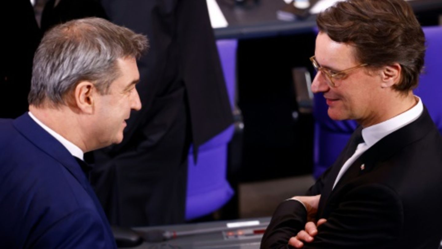 Söder und Wüst (l.)