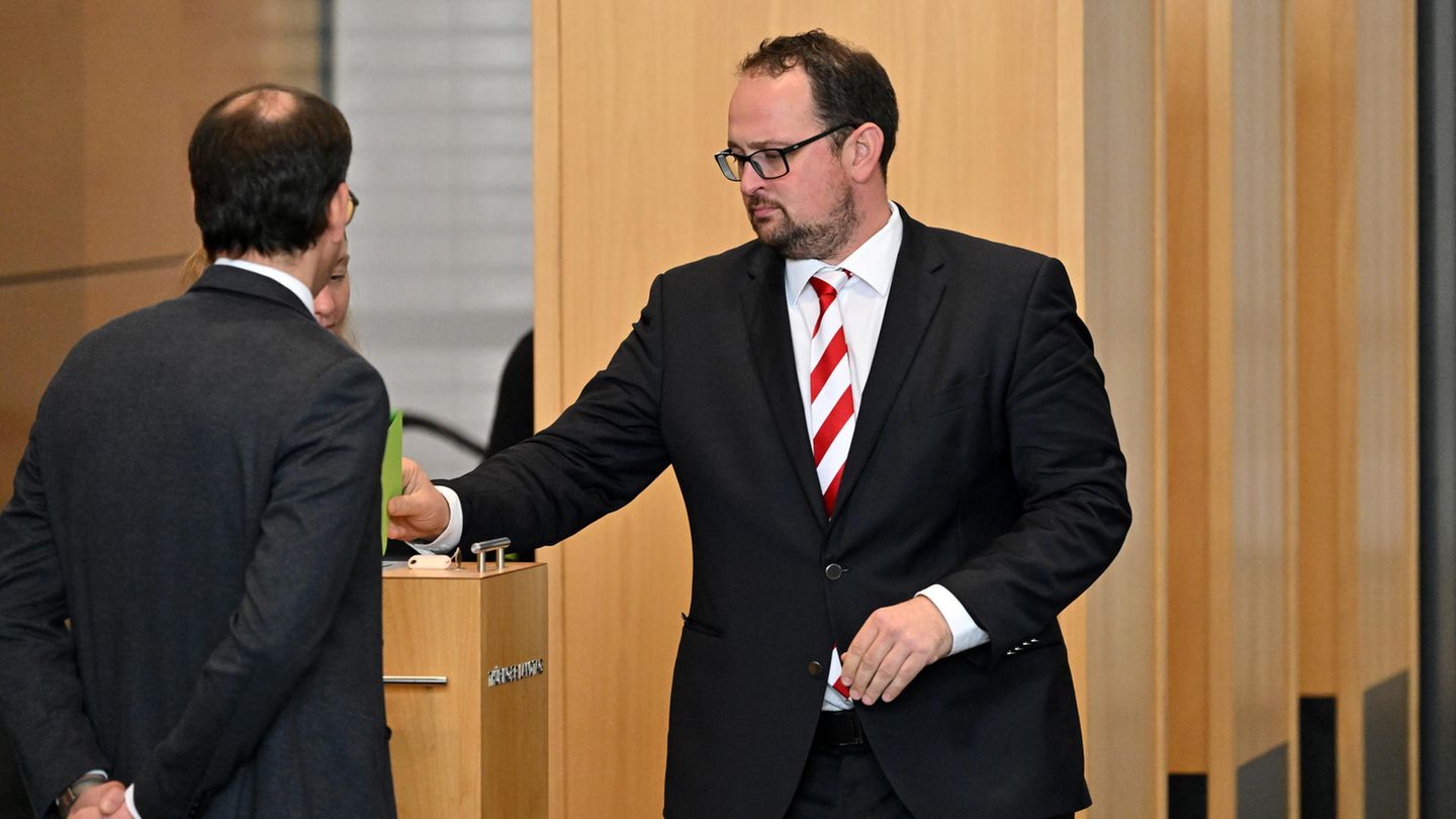 Thuringia: The state parliament session in the live blog