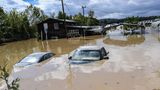 Auch wenn sich Helene an Land zum Tropensturm abschwächte, war das Zerstörungspotenzial noch groß. Hier in North Carolina überschwemmte der Regen ganze Regionen und ließ Autos und Häuser absaufen