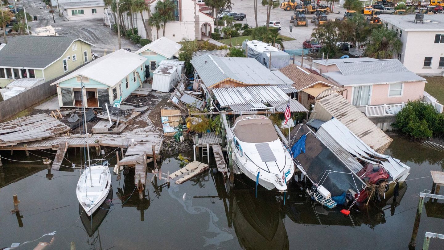 Häuser, Hafenschuppen, Boote – alles wurde zum Opfer des Hurrikans