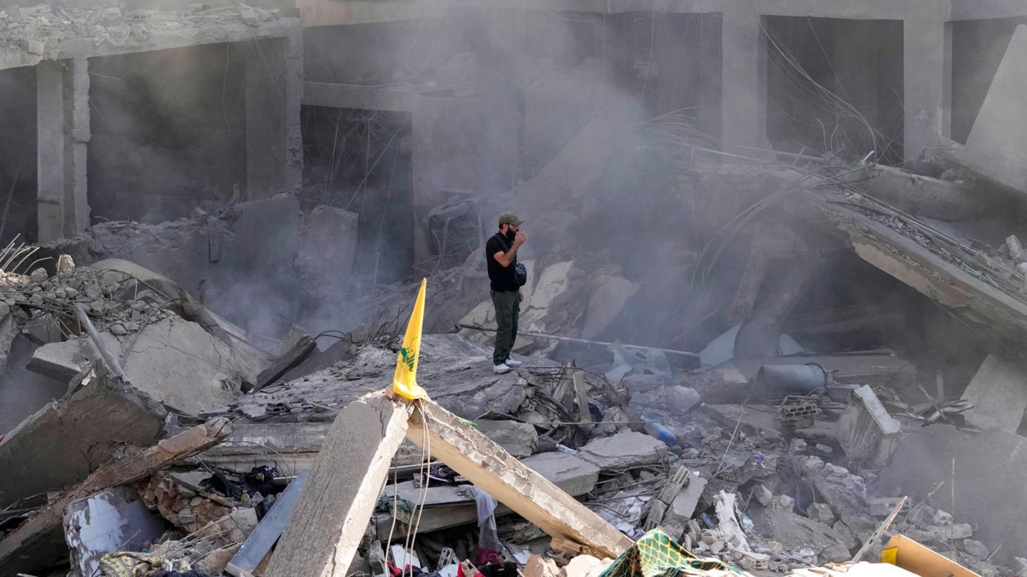 Libanon: "Ihr werdet uns nicht vernichten können": Hunderte flüchten nach Beirut