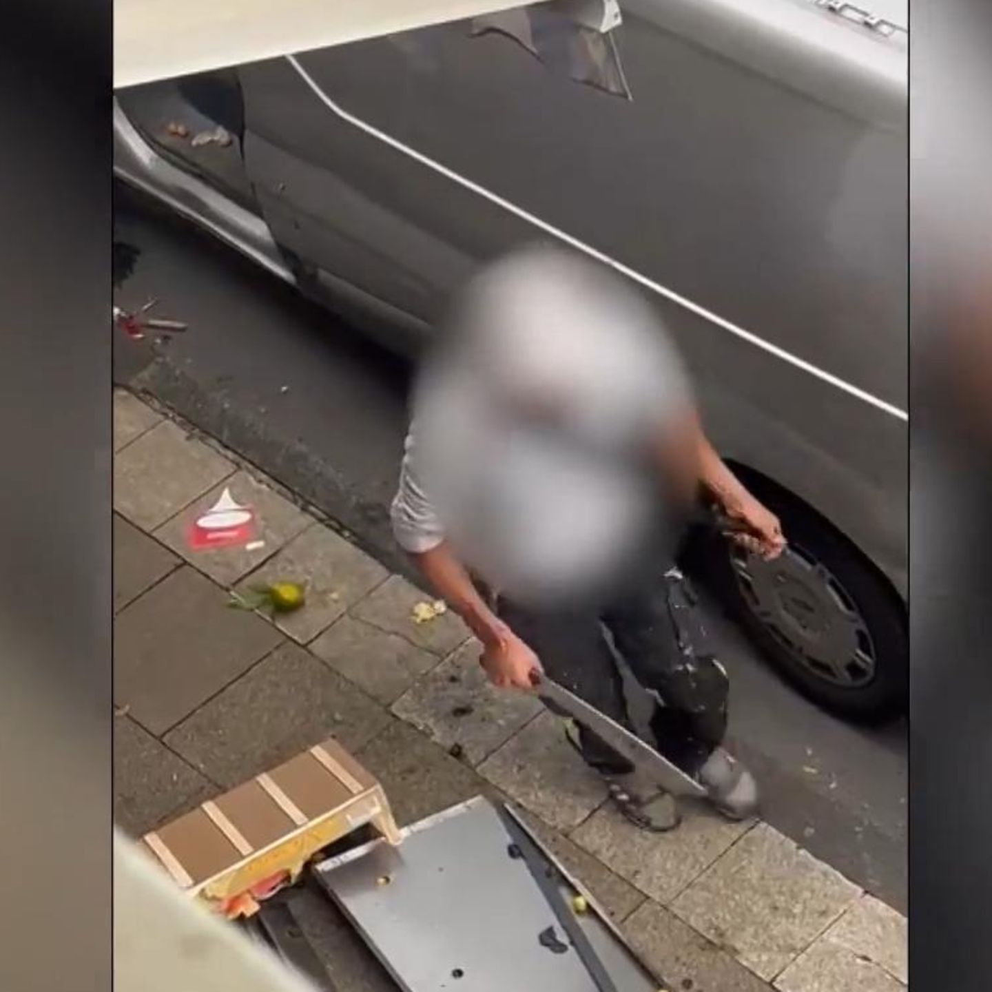 Brandstiftungen in Essen: Videos zeigen mutmaßlichen Täter