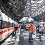 Der wichtige Knotenpunkt kommt nur mittelmäßig weg: Pünktlichkeit immerhin 67 Prozent, doch in der Google-Bewertung nur 3,8 