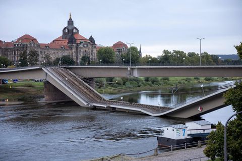 Brücke: EinSturz Ca