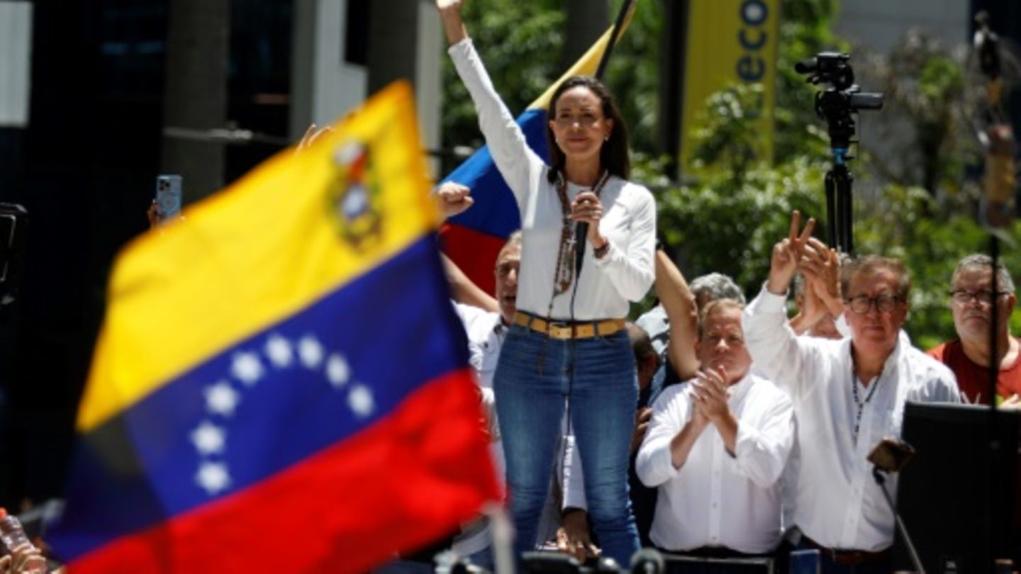 Machado (M.) bei Protesten Ende August in Caracas