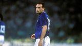Der ehemalige italienische Nationalspieler starb am 18. September im Alter von 59 Jahren. Der Ex-Stürmer von Inter Mailand und Juventus Turin erlag in einem Krankenhaus in Palermo den Folgen einer Krebserkrankung. Bei der WM 1990 in seinem Heimatland war der gebürtige Sizilianer mit sechs Toren bester Torschütze des gesamten Turniers. Zudem wurde er als bester Spieler ausgezeichnet
