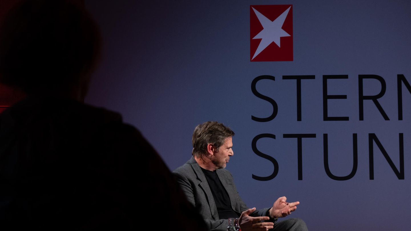 STERN STUNDE mit Gregor Peter Schmitz, Jagoda Marinić und Micky Beisenherz