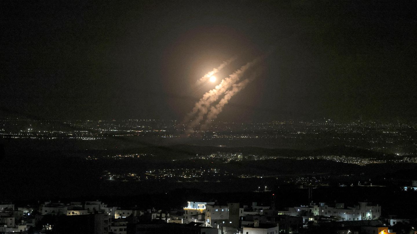 Geschosse über der israelischen Stadt Ashdod