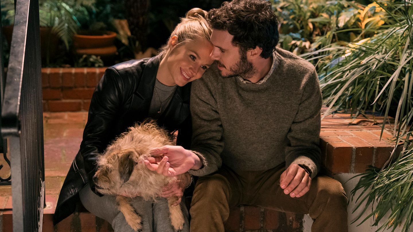 Manchmal läuft einem das Glück zu wie ein ausgerissener Hund: Joanne (Kristen Bell) und Noah (Adam Brody) lassen sich drauf ein