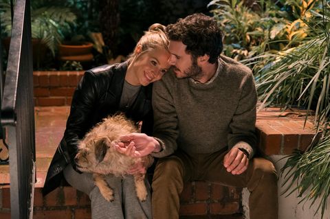 Manchmal läuft einem das Glück zu wie ein ausgerissener Hund: Joanne (Kristen Bell) und Noah (Adam Brody) lassen sich drauf ein