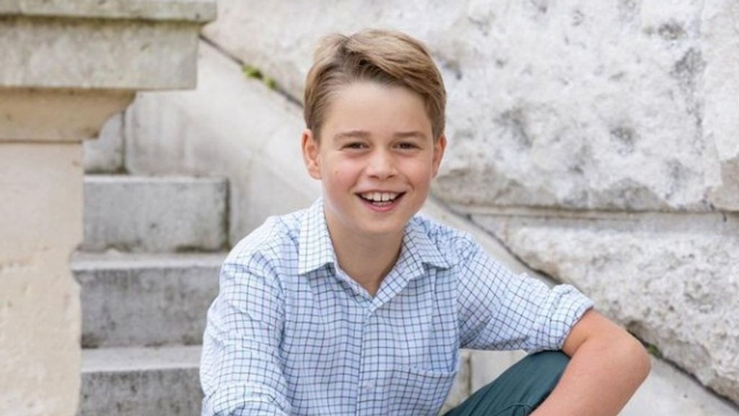 Prinz George is the eldest son of Prinz William and Mrs. Kate