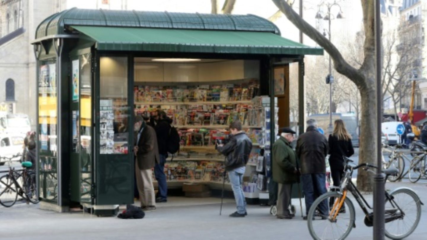 Zeitungskisok in Paris