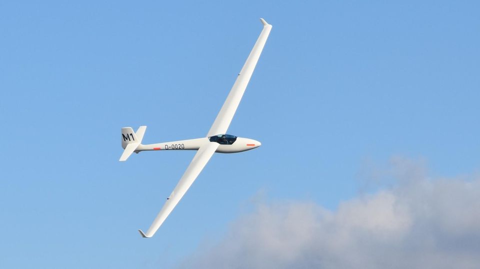100 Jahre Eugen Hänle: Ihre unverwechselbare Form sichert der Libelle bis heute einen Liebhaberstatus. Hier eine der ersten Libellen 201 überhaupt. Sie fliegt heute noch und ist im Besitz von Christian Deubig, dem Vorsitzenden des Glasflügel-Fördervereins. Ihre unverwechselbare Form sichert der Libelle bis heute einen Liebhaberstatus. Hier eine der ersten Libellen 201 überhaupt. Sie fliegt heute noch und ist im Besitz von Christian Deubig, dem Vorsitzenden des Glasflügel-Fördervereins.