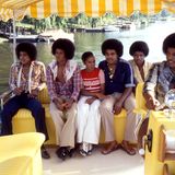 Janet Jackson im Jahr 1978 mit ihren Brüdern Marlon, Michael, Tito, Randy und Jackie (v.l.) 