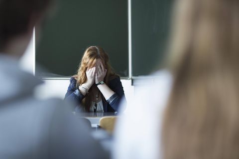 Lehrerin, unter Lehrermangel leidet das ganze Schulsystem