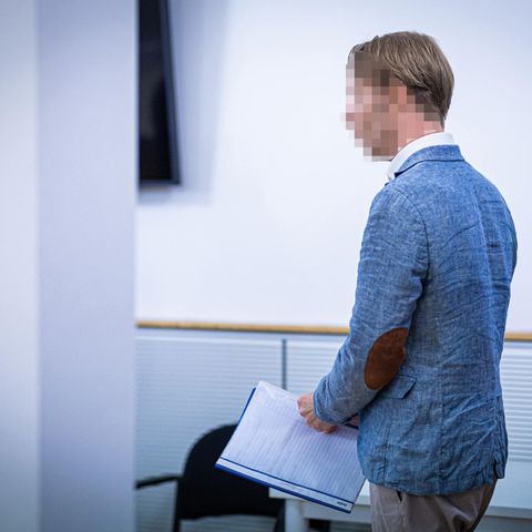 Christian B. im großen Saal des Braunschweiger Landgerichts