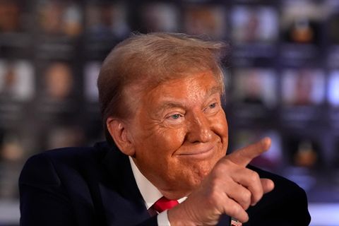 Donald Trump teilt immer wieder gegen Migranten aus