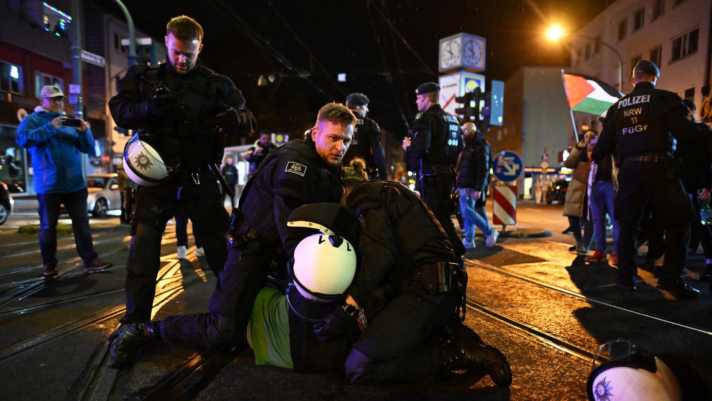 In einigen Teilen Deutschlands eskalierten die Demonstrationen