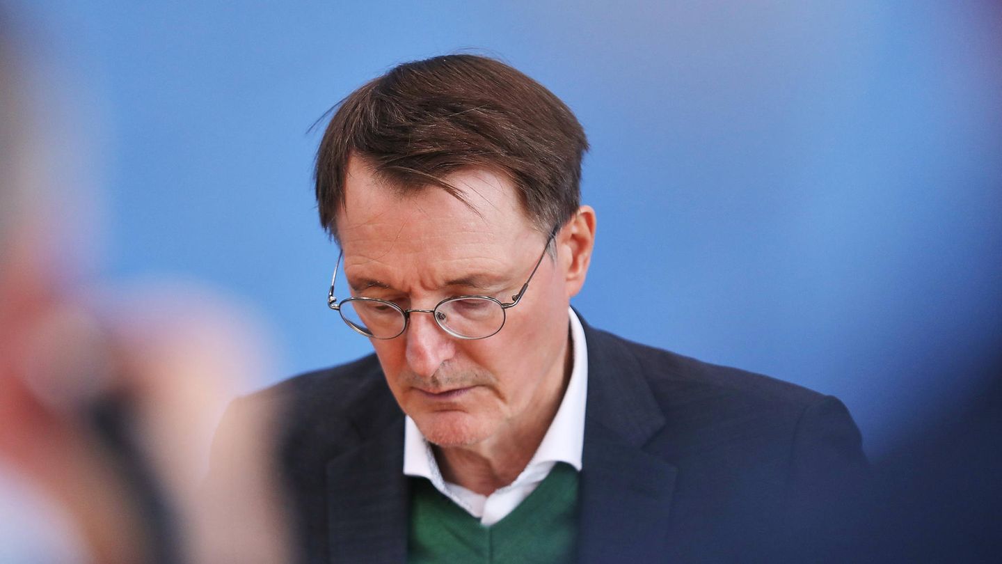 Karl Lauterbach and his nursing reform: Will it work?