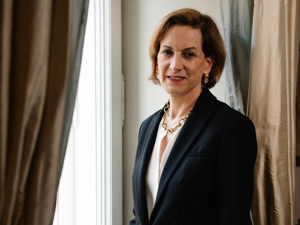 Portrait von Anne Applebaum Portrait von Anne Applebaum