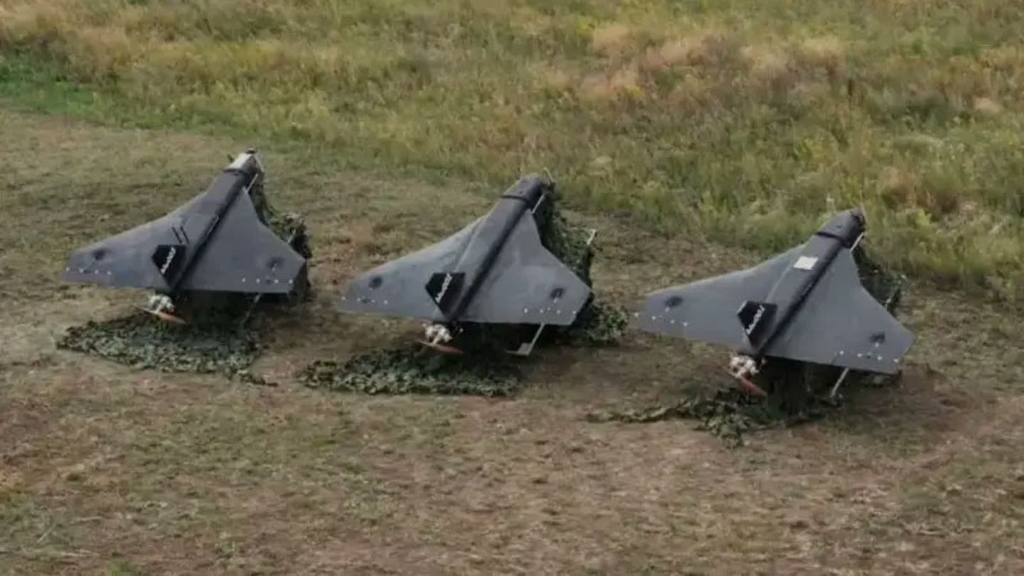 War in Ukraine: Quantity over Quality - Now Putin Attacks Kyiv with Foam Concrete Drones