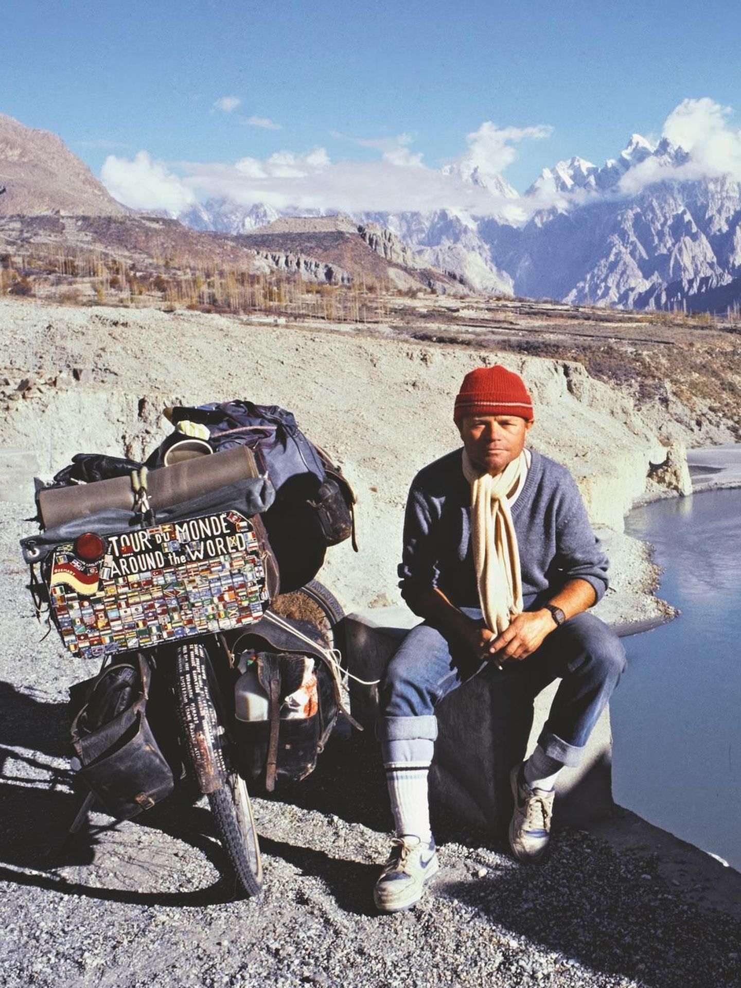 Weltreise Heinz Stücke macht eine Pause im Hunza Valley, Pakistan