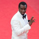 Sean Combs ist offiziell umbenannt: In einem Instagram-Post präsentiert der Musiker 2021 seinen neuen Führerschein mit dem Namen: "Sean Love Combs"