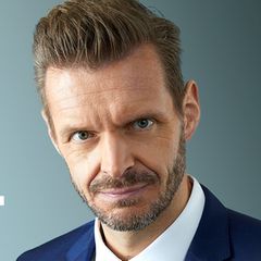 Kurz und schmerzhaft: Videokolumne von Florian Schroeder