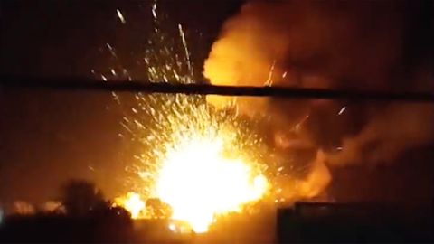 Ukraine greift Waffenlager in Russland an