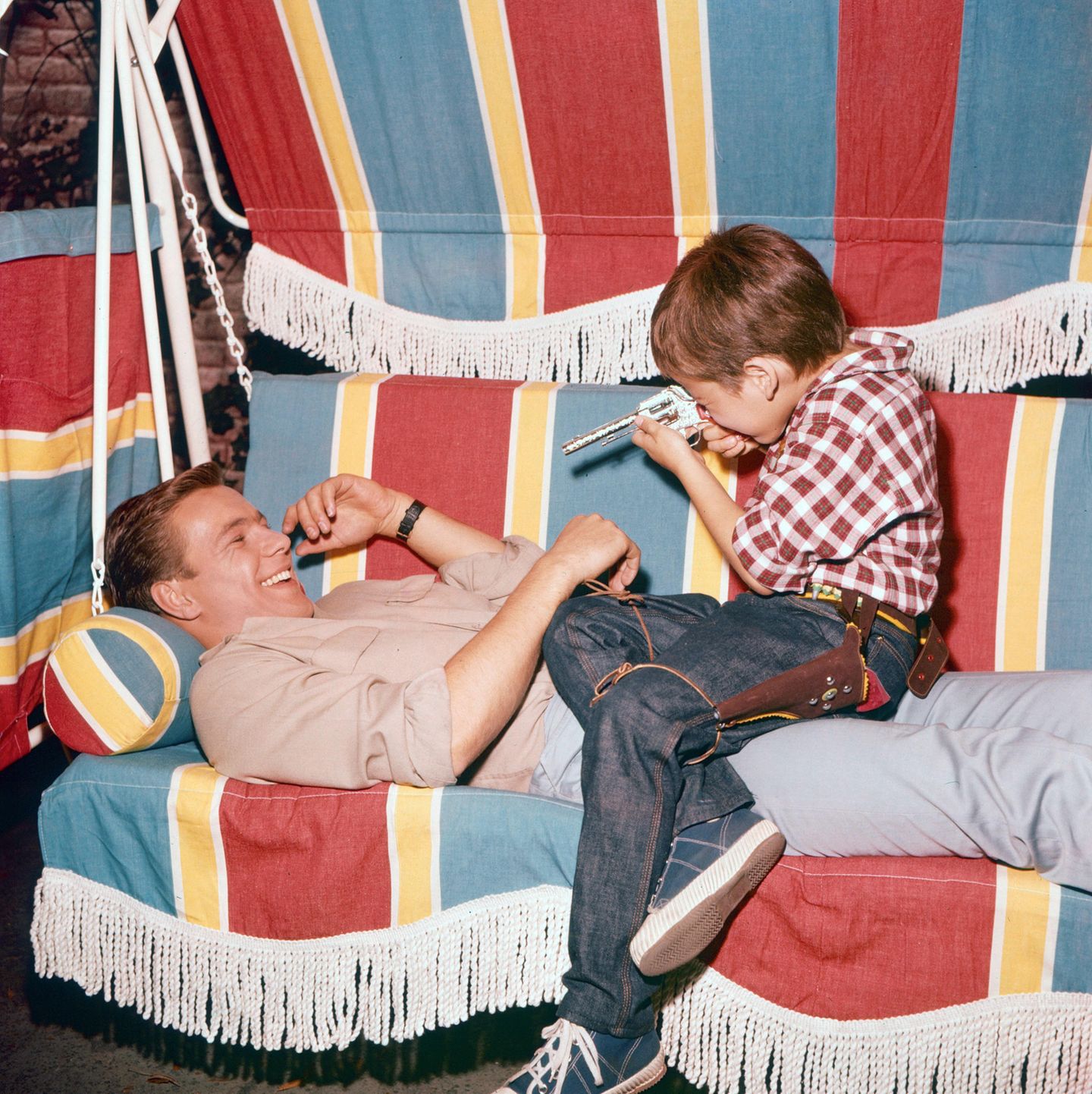 Die jungen Jahre Sascha Hehn als Kind im Film "Alle meine Söhne" mit Gört George