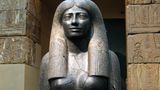 Statue von Sennuwy, einer der beiden Frauen des mächtigen Provinzgouverneurs Djefai-Hapi I.