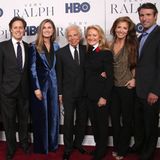 Ralph und Ricky Lauren, umringt von ihren Kindern und deren Partnern