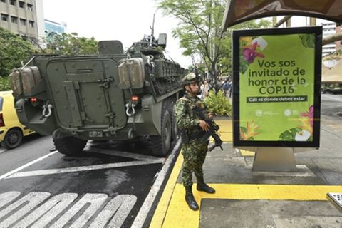 Armeepatrouille in Cali
