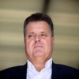 In seiner Funktion soll der gelernte Jurist Jürgen Dusel die gesetzlichen und politischen Rahmenbedingungen für Menschen mit Behinderung verbessern. Dusel sagt, ihm gehe es darum, Inklusion in die Mitte der Gesellschaft zu rücken