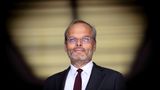 Seit Mai 2018 ist Felix Klein Beauftragter der Bundesregierung für jüdisches Leben in Deutschland und Kampf gegen Antisemitismus. Er ist gelernter Jurist und Diplomat.  Zuletzt arbeitete er im Auswärtigen Amt als Sonderbeauftragter für Beziehungen zu jüdischen Organisationen und Antisemitismusfragen