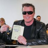 Der Adelige Marcus Prinz von Anhalt sitzt in einem Gerichtssaal