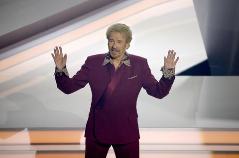 Thomas Gottschalk mit abwehrender Geste