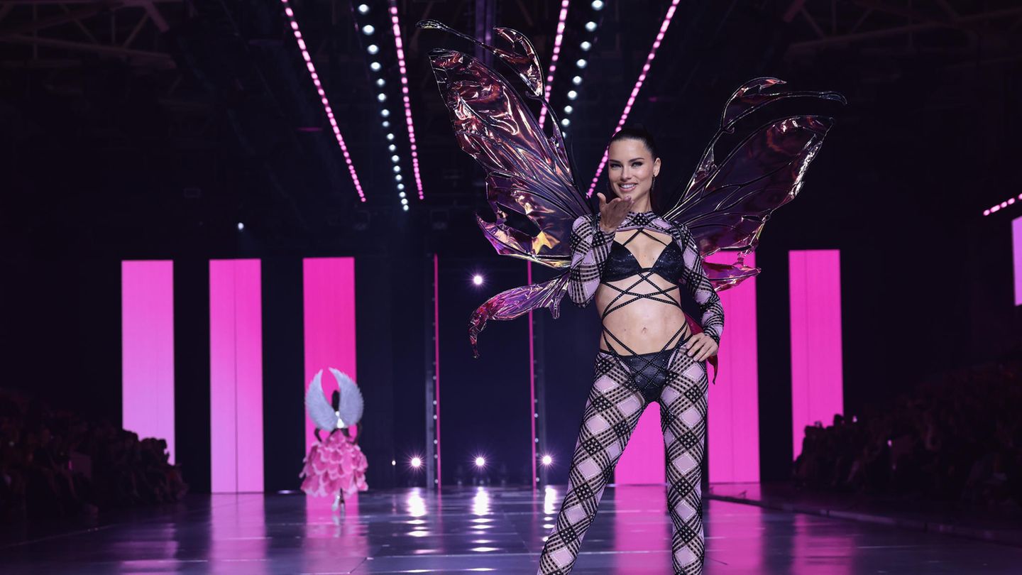 Adriana Lima Victoria's Secret Show Oktober 2024