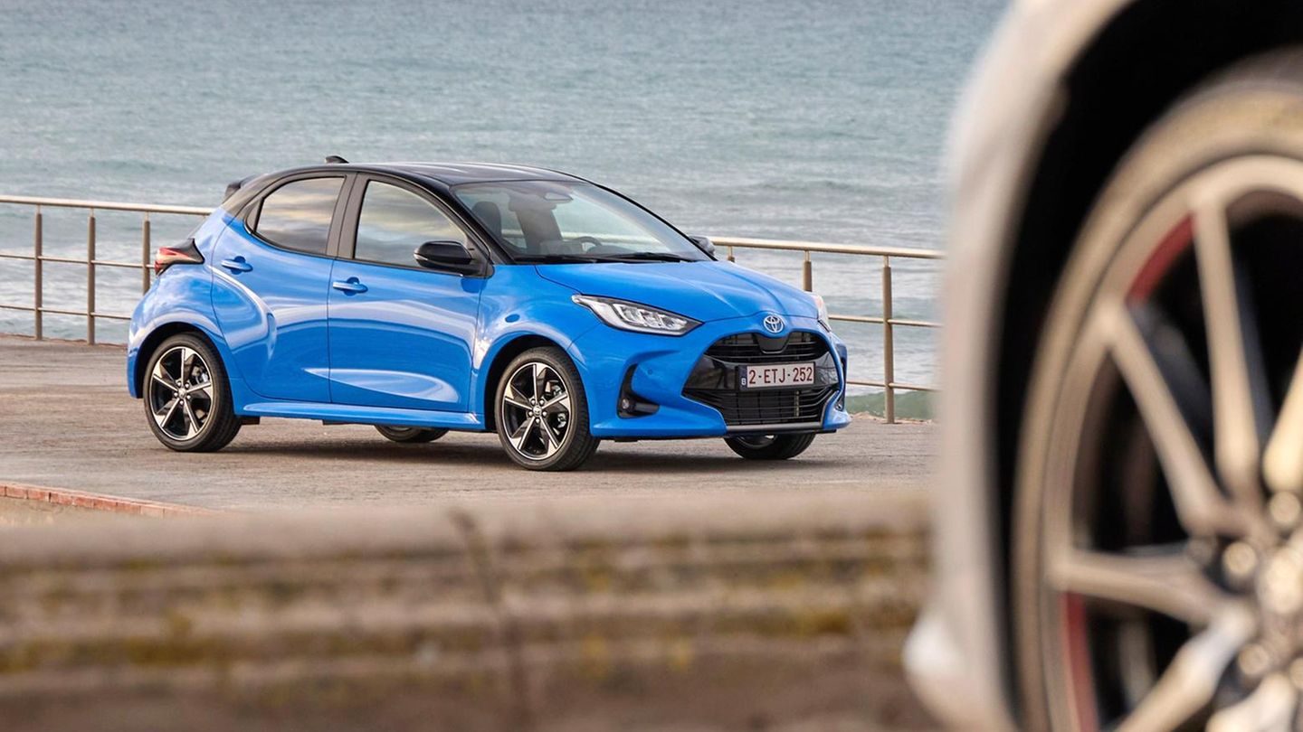 Electric car: Germans buy hybrid vehicles instead of electric cars
