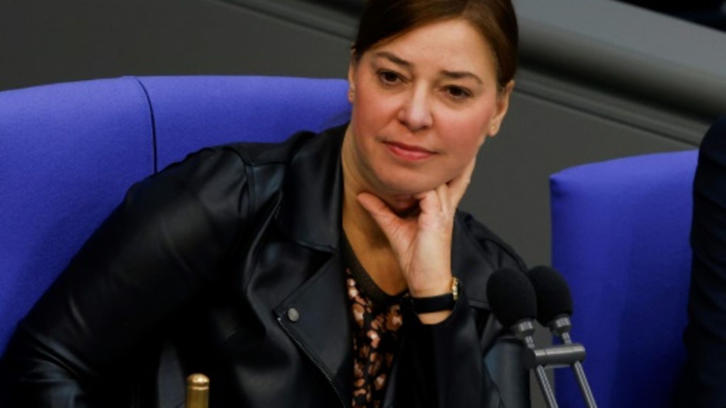 Yvonne Magwas