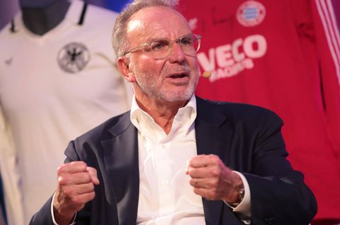 Karl-Heinz Rummenigge bei einem Interview
